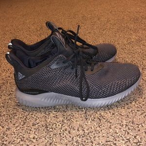 Adidas ultra bounce Size 8